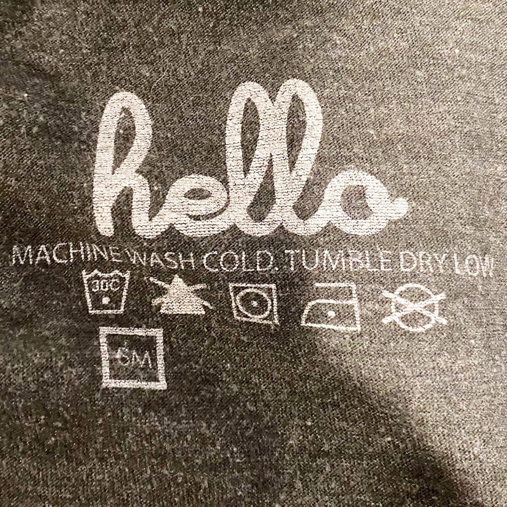 Hello | Cute Graphic Tank Top w/ "Hello" Cursive - Picture 6 of 6